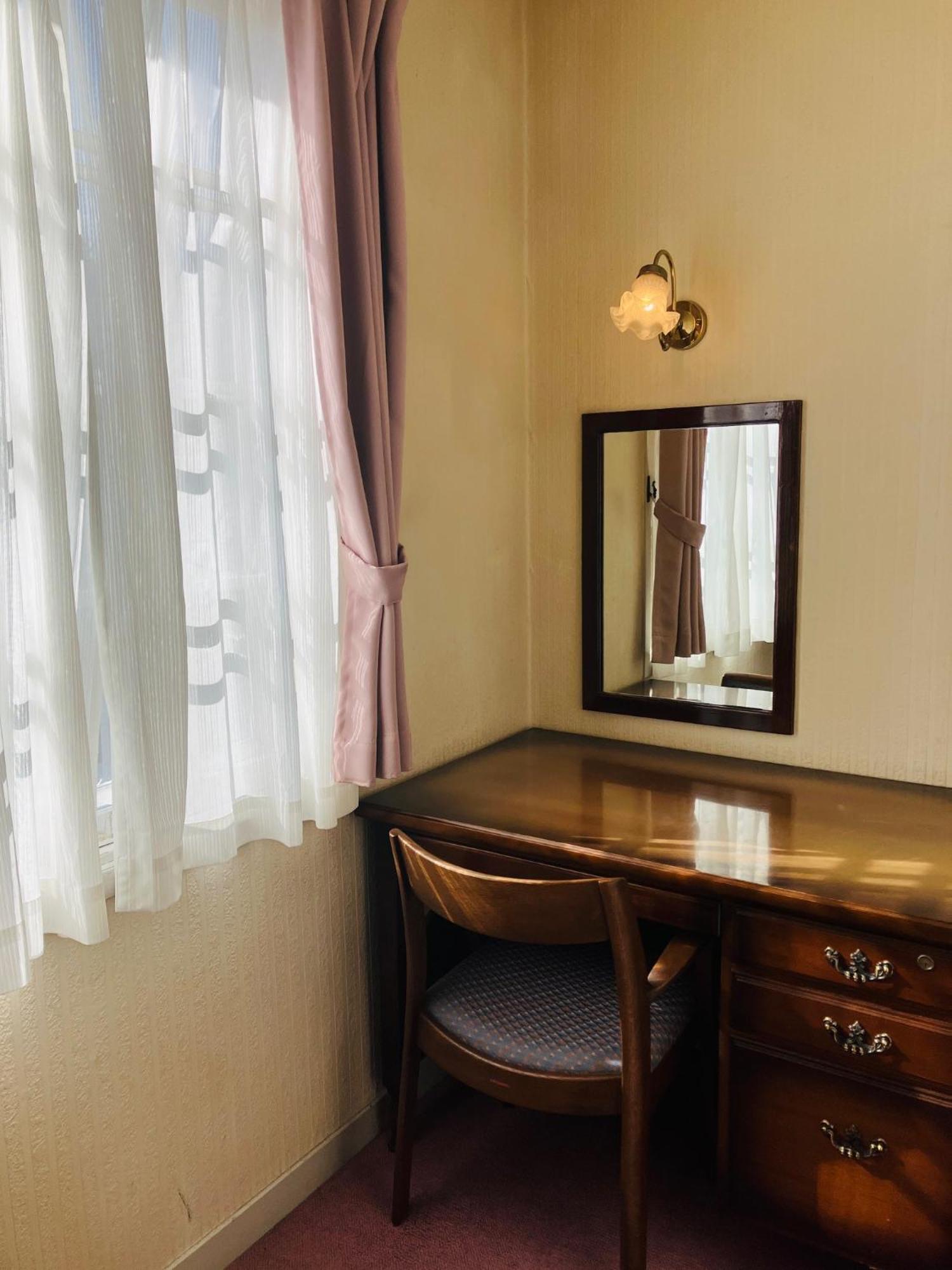 Petit Hotel And Restaurant Air Mail Hakuba Zewnętrze zdjęcie