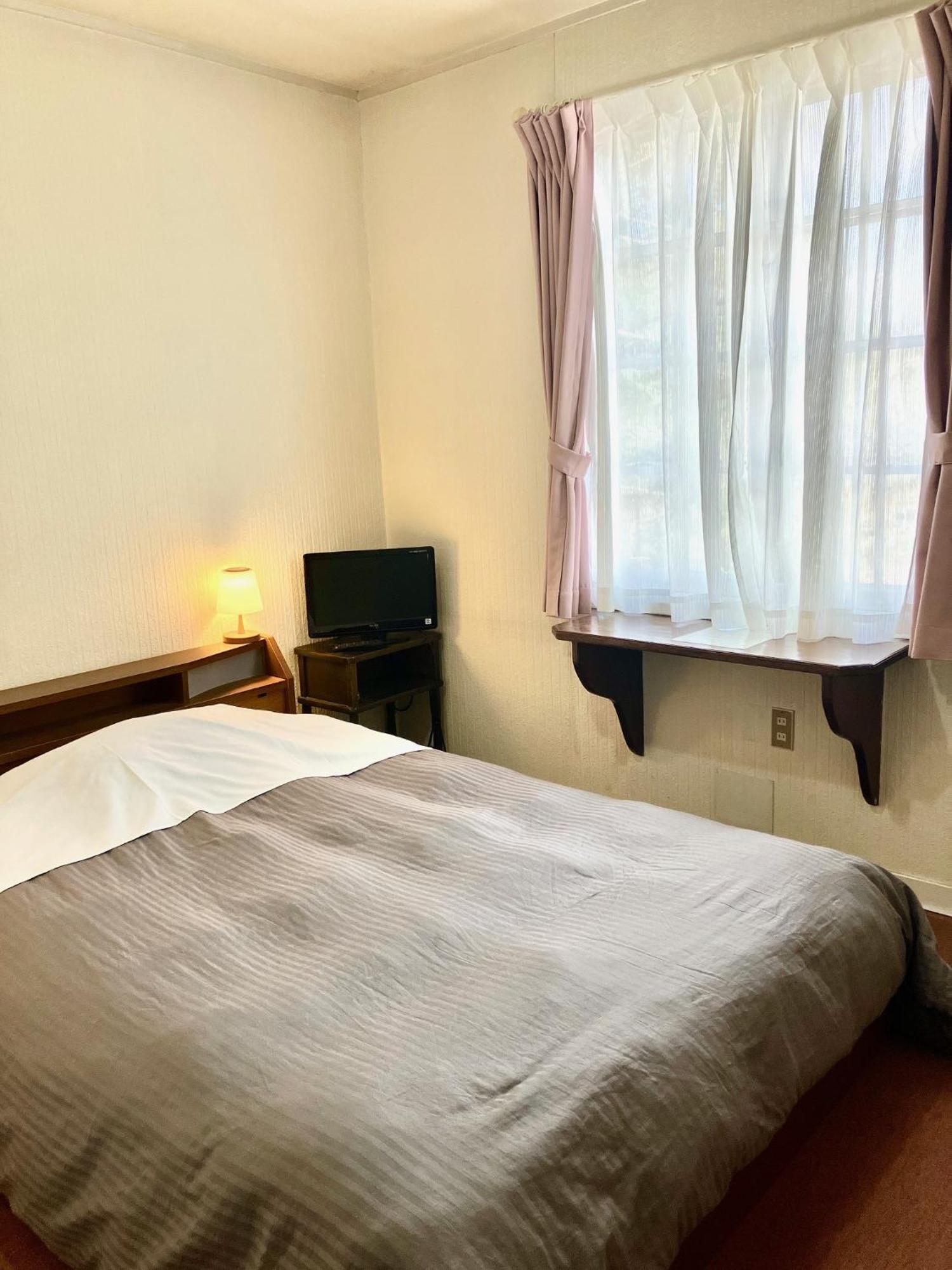 Petit Hotel And Restaurant Air Mail Hakuba Zewnętrze zdjęcie